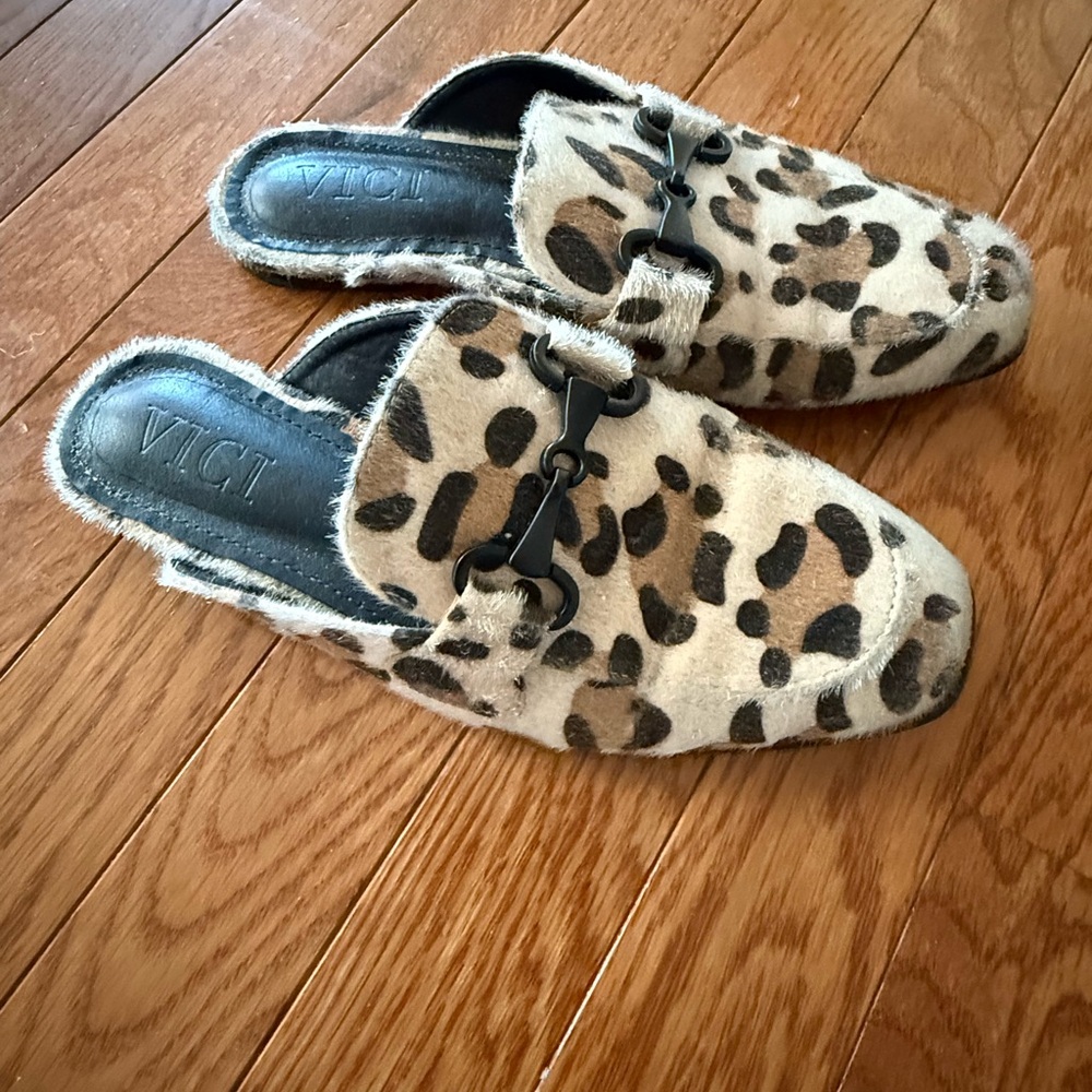 VICI Leopard Print Women's Mules